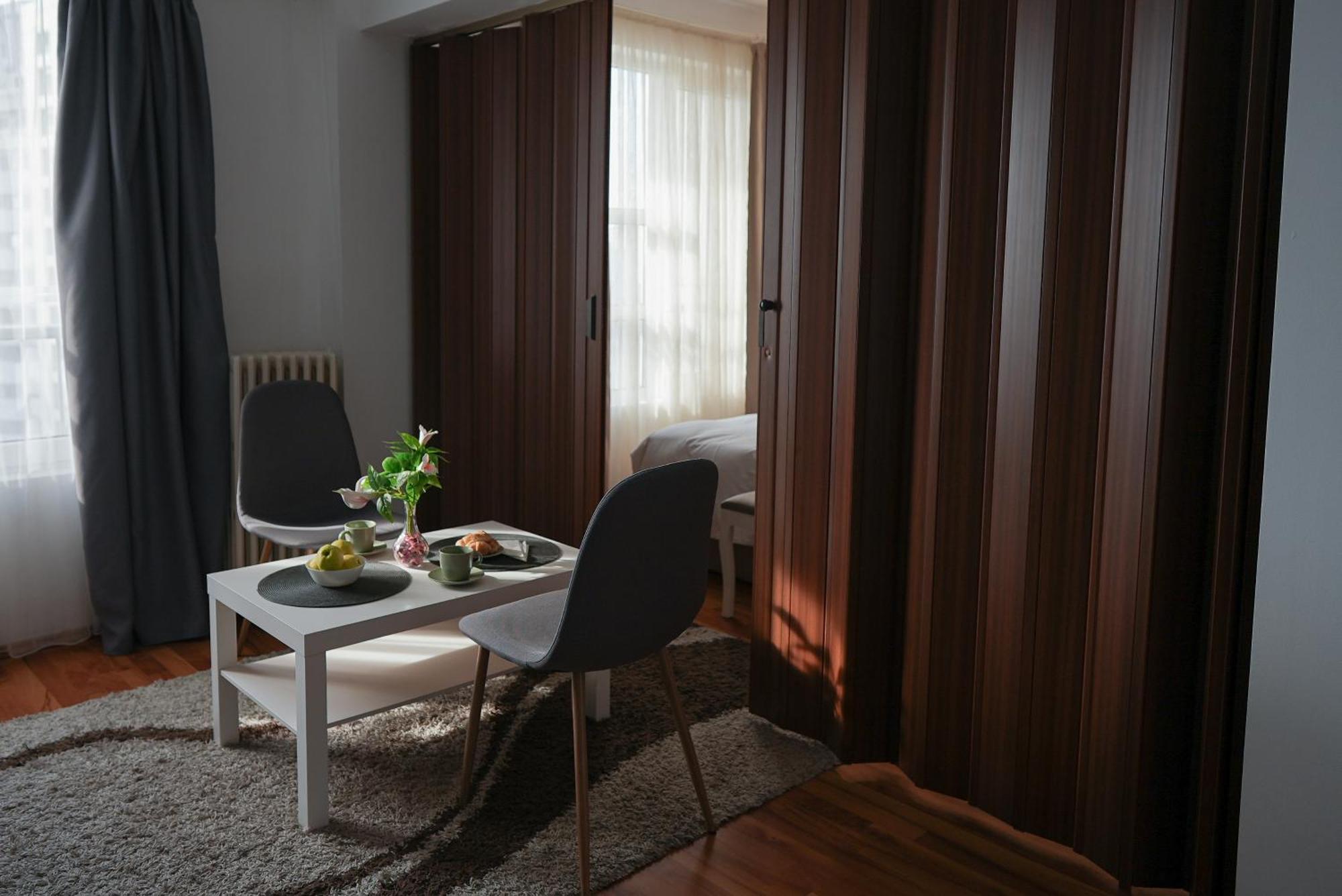 Victoria Avenue Apartments Bukares Bagian luar foto